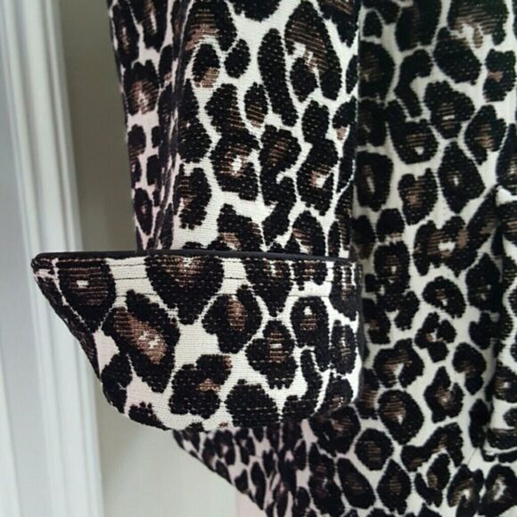 FOREVER 21 3/4 Sleeve Swing Jacket Blazer Neutral Jacquard Spotted Animal Print - Picture 9 of 12